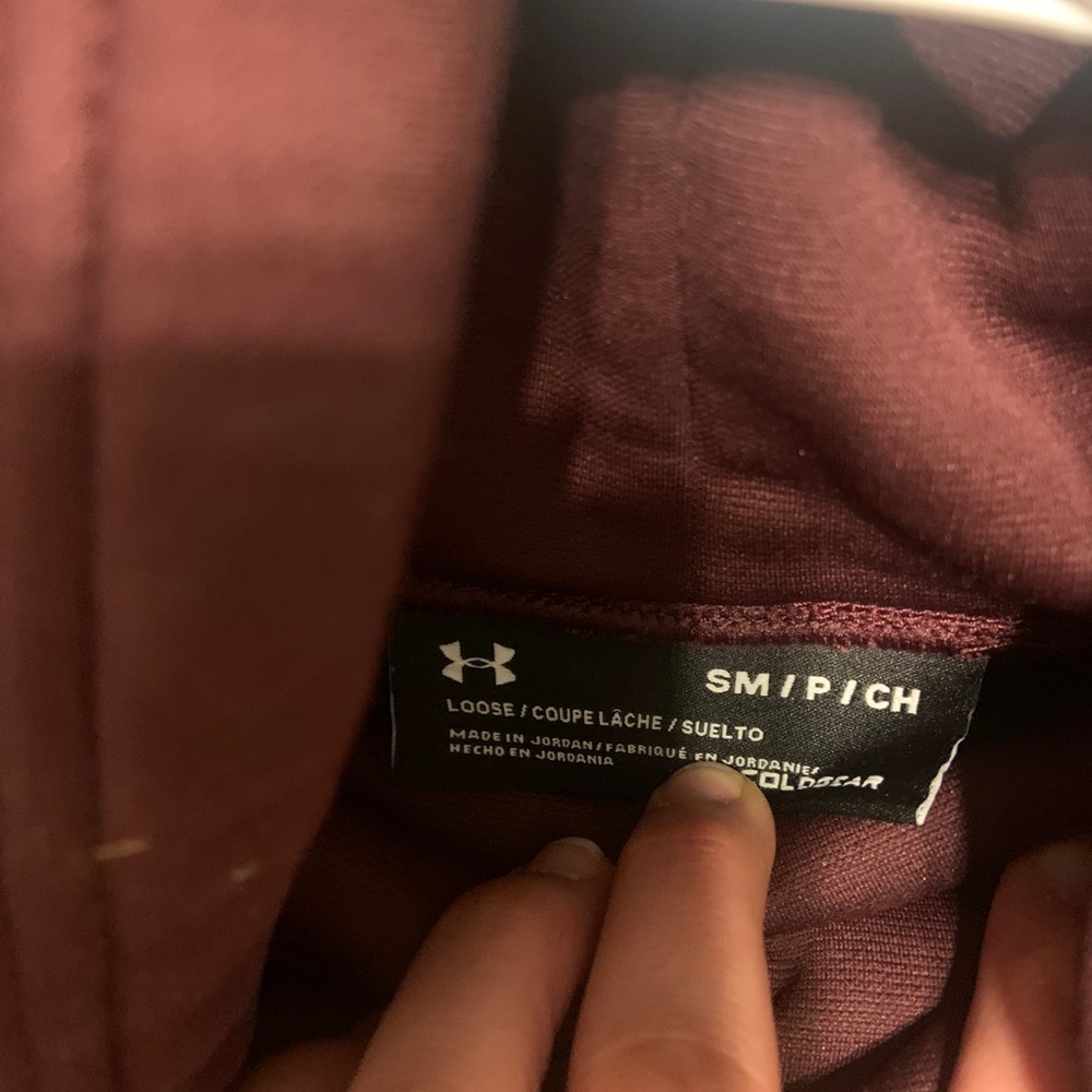 Under Armour pullover - Picture 3 of 3